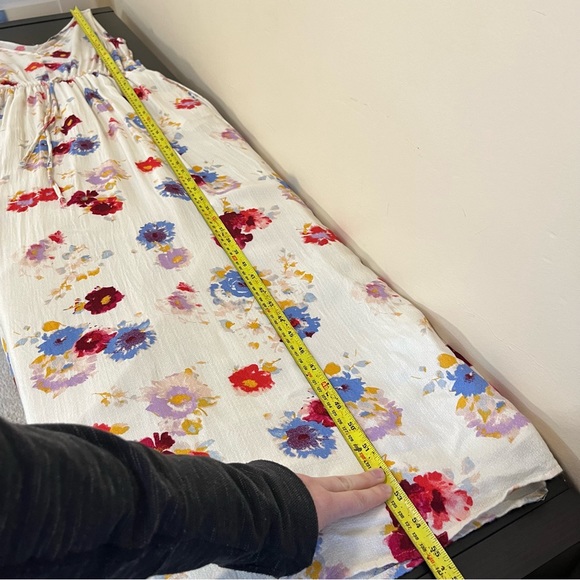 Lucky Brand Floral V-Neck Maxi Dress - Picture 14 of 15